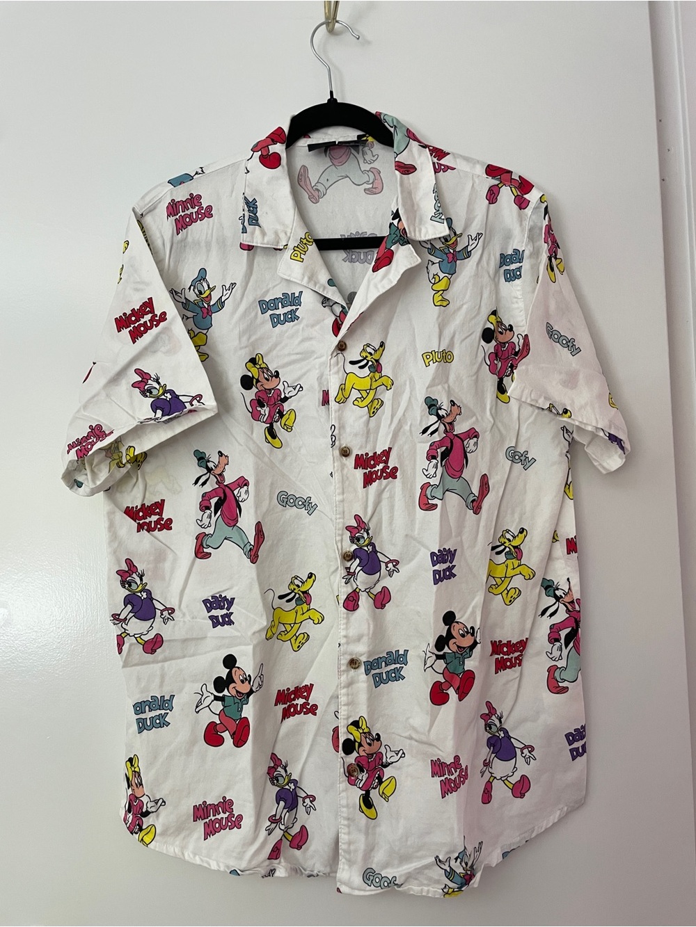 Disney Character White Short-Sleeve Button Shirt. Size XL. From Cakeworthy